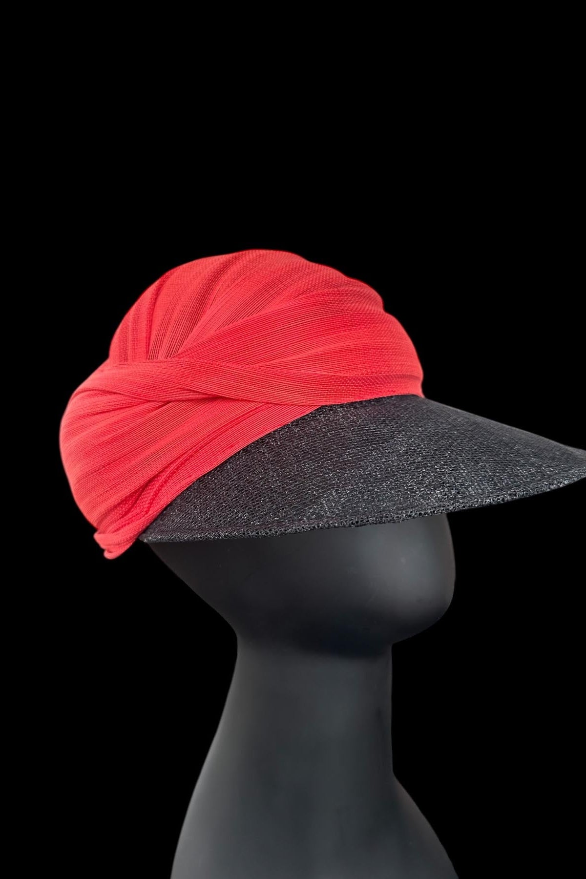 Gloria Draped Cap 2.0 in Jinsin Rafia